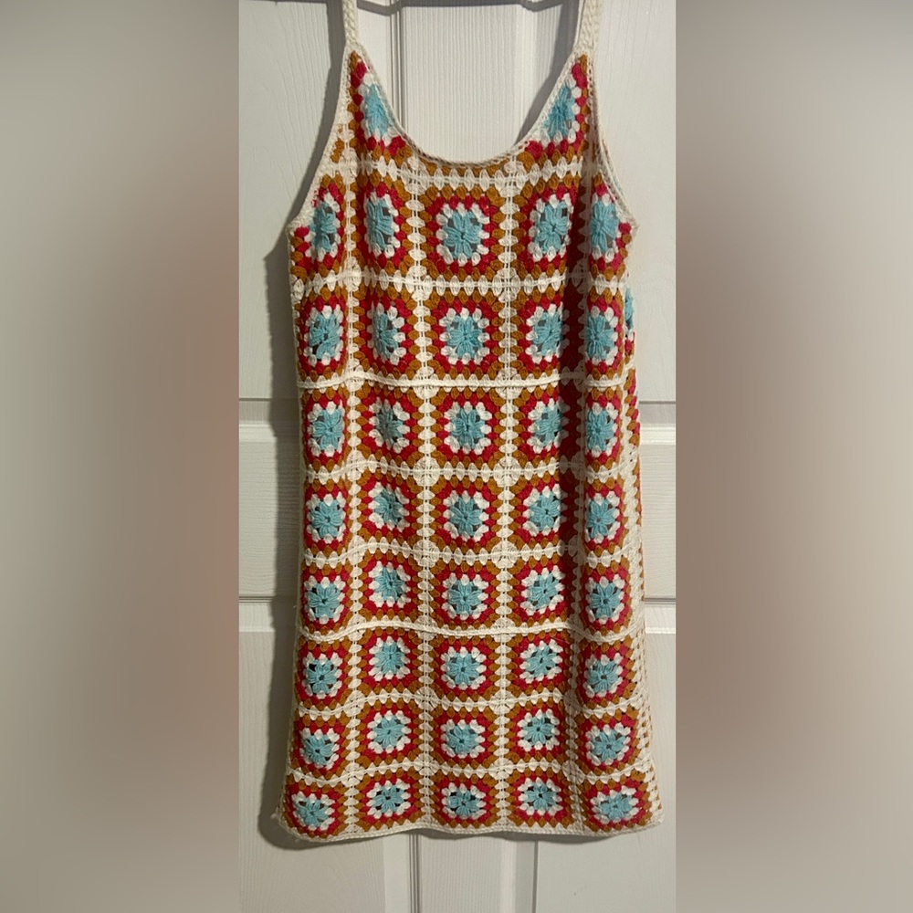 NWOT Willow & Wind Multi-color Crochet Dress (Size Medium)